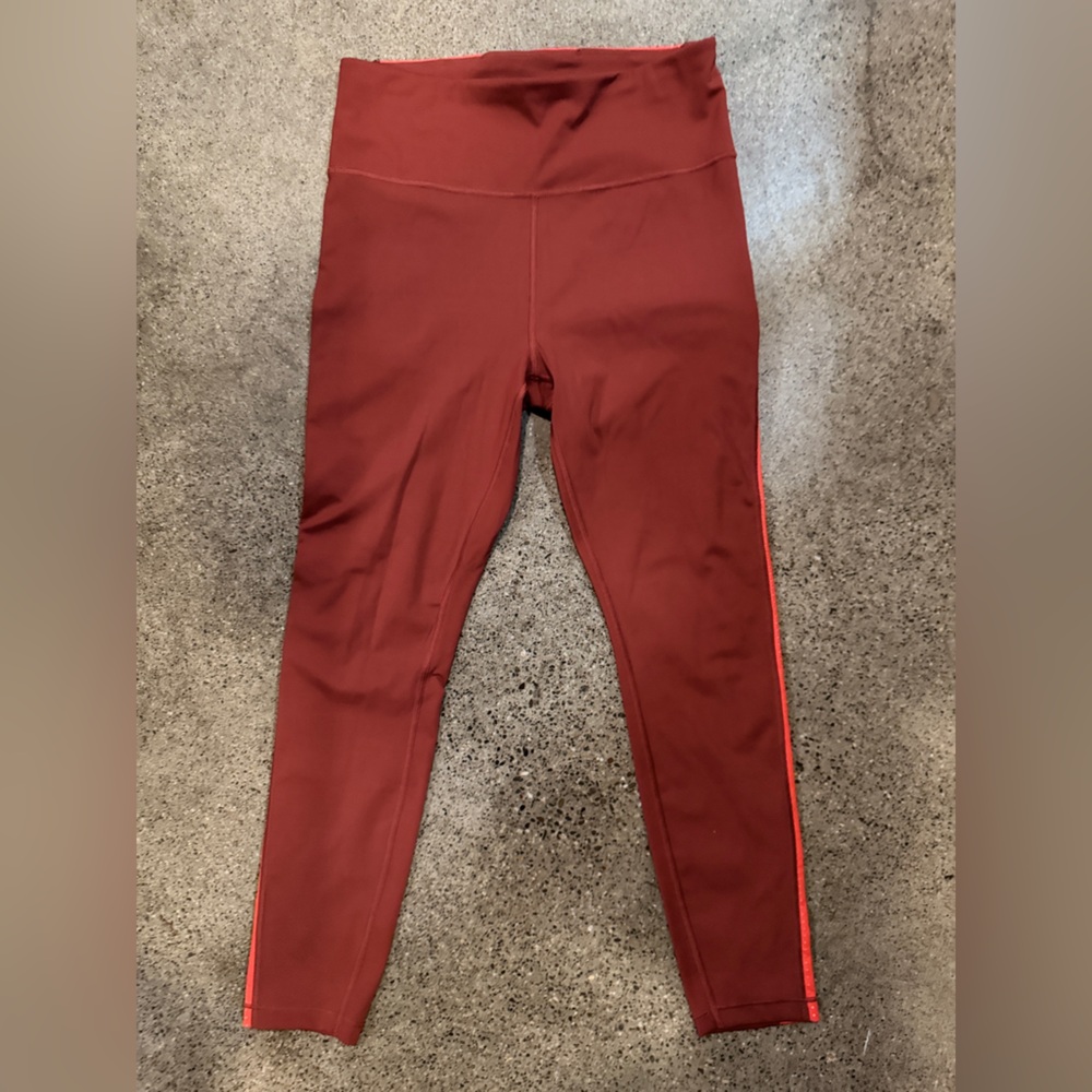 Athleta Ultimate 7/8 Tight Legging NWOT Orange/Red Colorblock